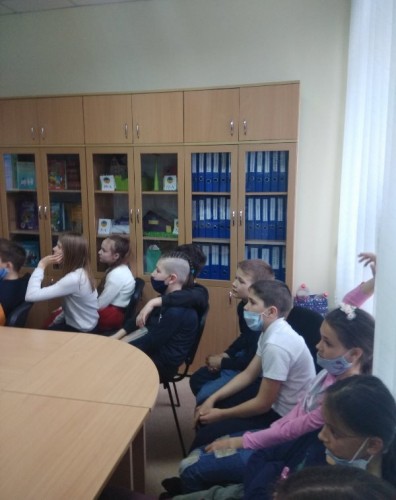 IMG-fe8f60c462cdf1c275e18978638082dc-V